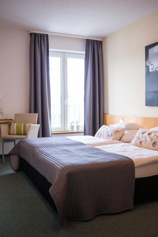 Hotel Restaurant Am Kellhof Хильцинген Экстерьер фото